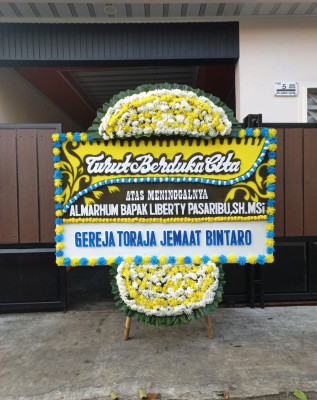Papan Bunga Duka di Pasar Permiri