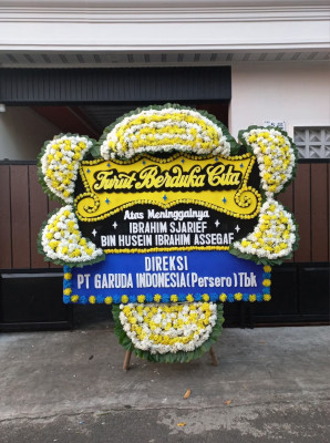 Papan Bunga Duka di Pasar Permiri